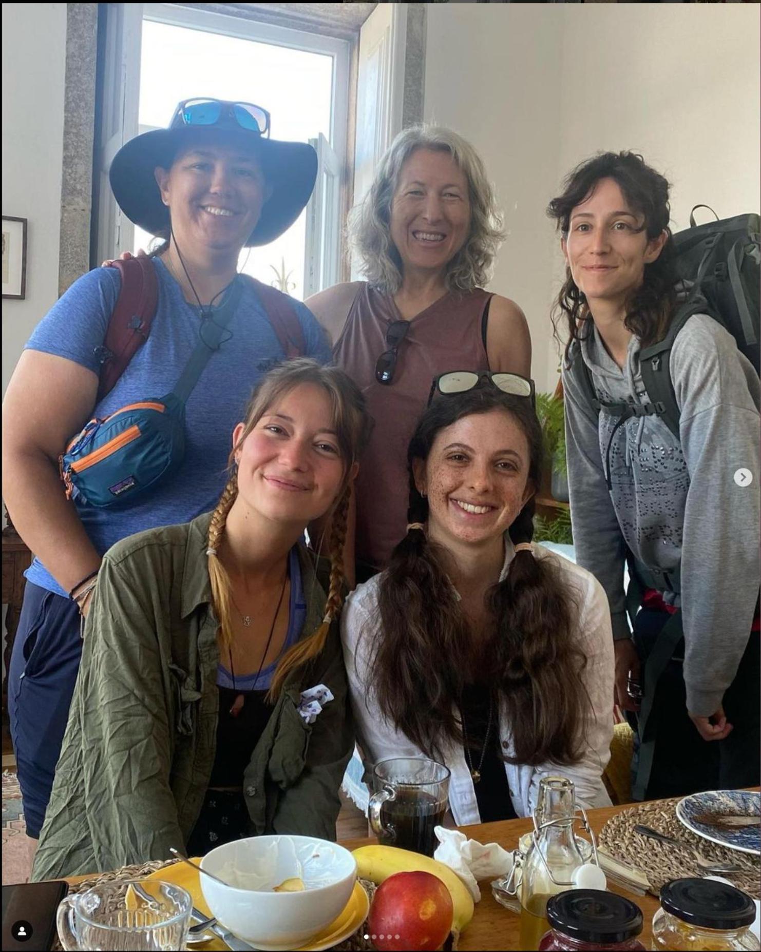 Mosteiro  Casa Dos Caminhos De Santiago B&B 외부 사진