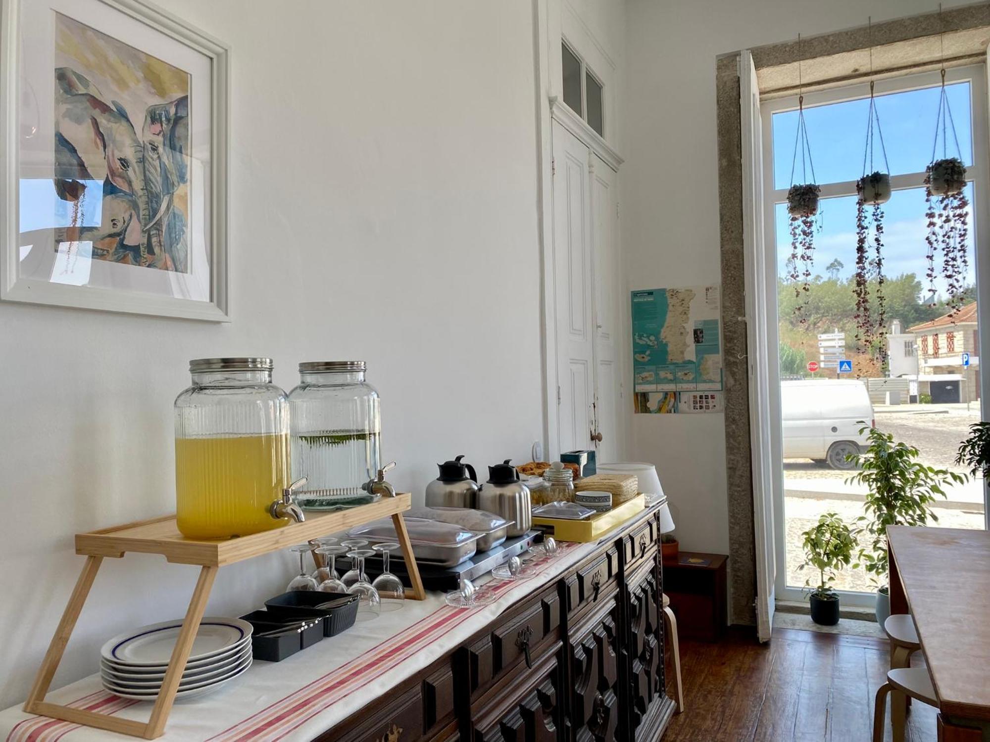 Mosteiro  Casa Dos Caminhos De Santiago B&B 외부 사진